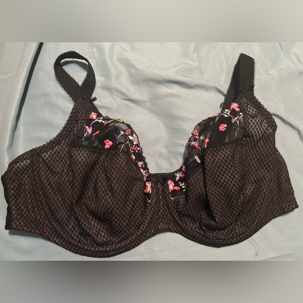 Elomi Black Underwire Floral Accent Bra